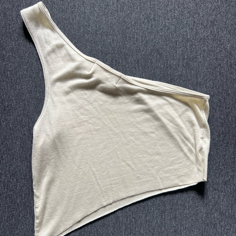 TALENTLESS Cream Ribbed Top - Picture 4 of 4